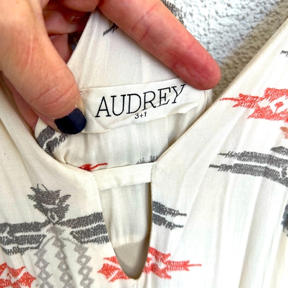 EUC Audrey 3+1 Size M Aztec Maxi Dress Flowy Pink/Gray/Cream - Picture 2 of 3